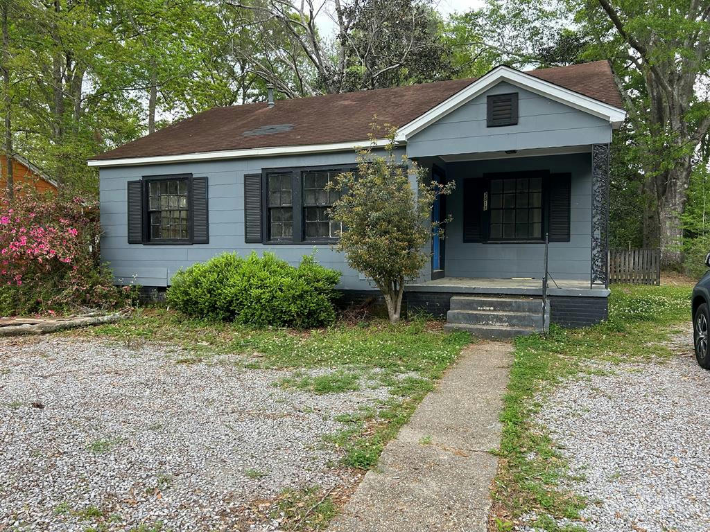 2813 CARTER AVE, LAUREL, MS 39440, photo 1 of 2